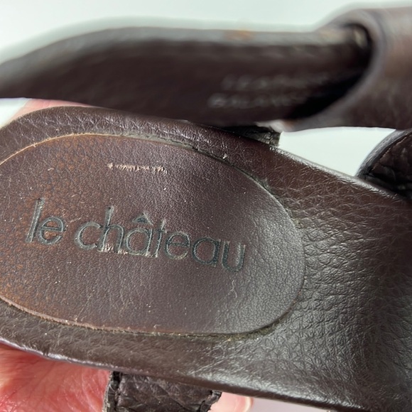 Le Chateau brown leather strappy wedges - Picture 7 of 11